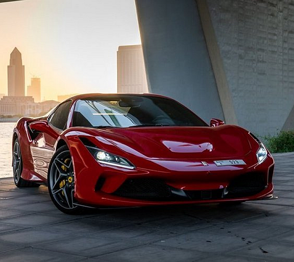 Ferrari f8 tributo