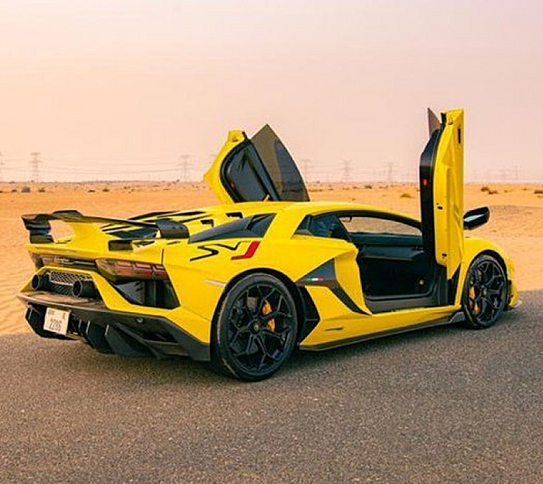 Lamborghini Aventador SVJ